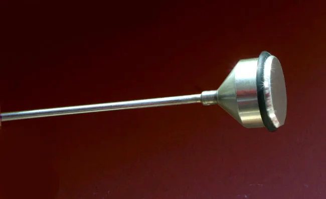 Dipstick for Measuring Helium Level